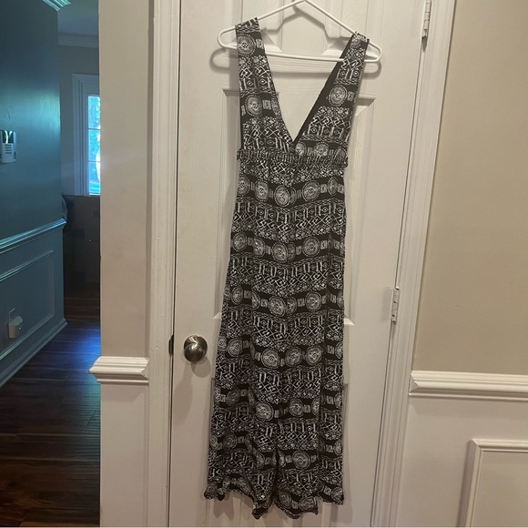 Lush black & white IKAT print jumpsuit ROMPER Small - Picture 2 of 8
